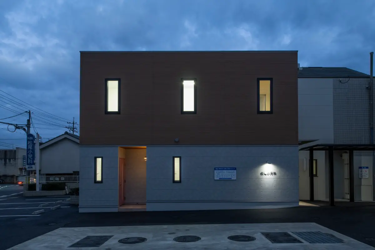 クリニック外観13