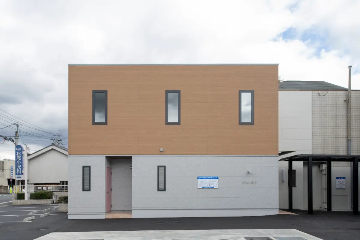 クリニック外観7