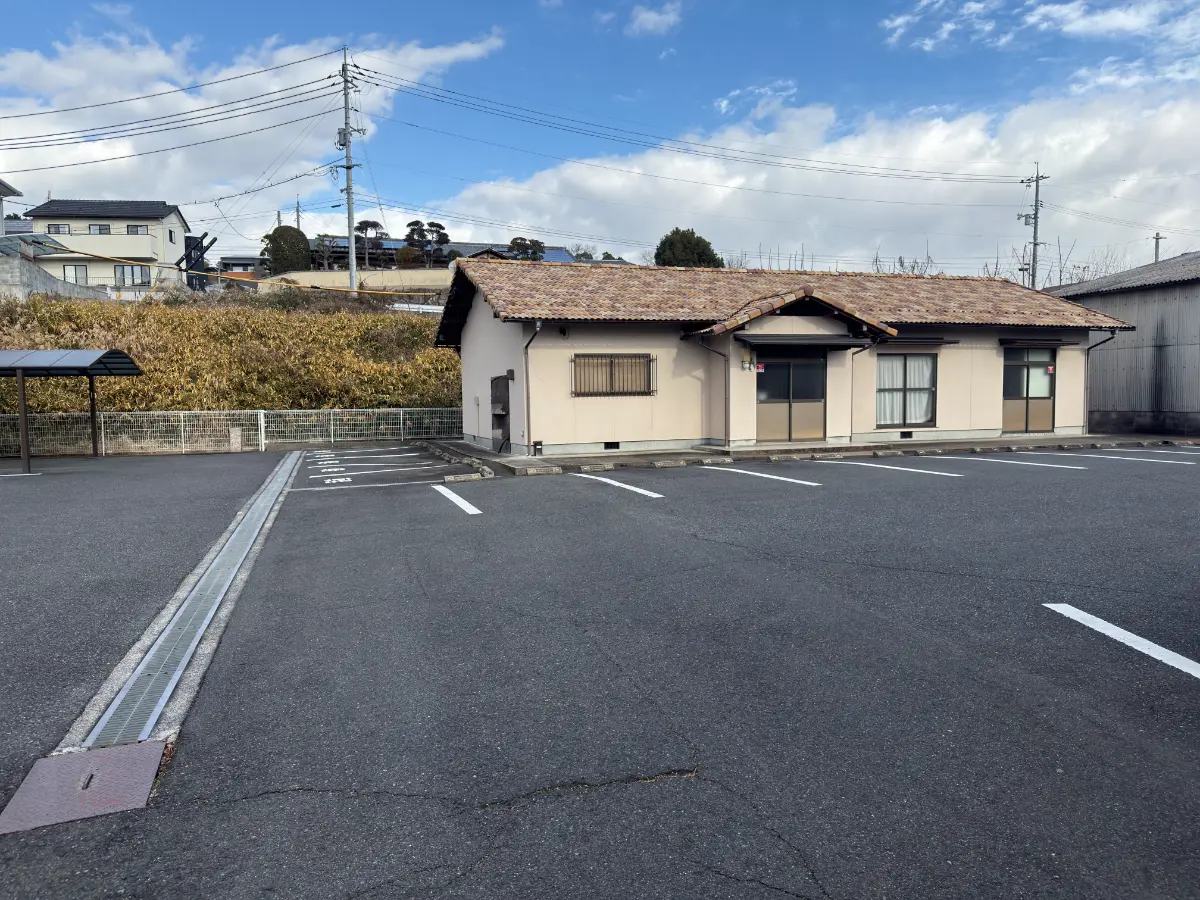 クリニック第二駐車場3